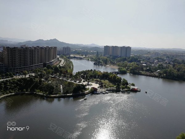 浮梁春湖聖島最新探索，自然美景之旅，尋求内心平和與甯靜的勝地